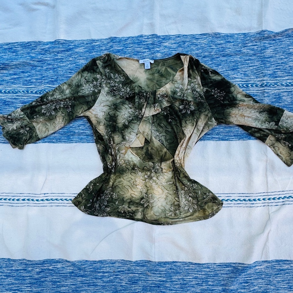 Dressbarn brand tie-dye beige and green top with floral detailing and rhinestone